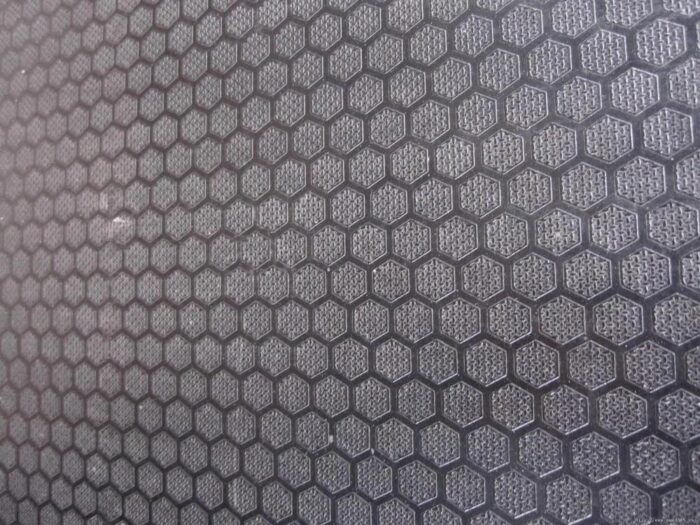 Protiskluzová překližka topol 250cmx125cm, tloušťka 12mm, vzor hexagon - Obrázek 2